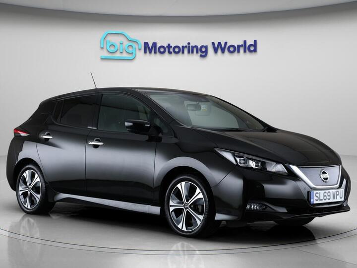 Nissan Leaf 40kWh Tekna Auto 5dr