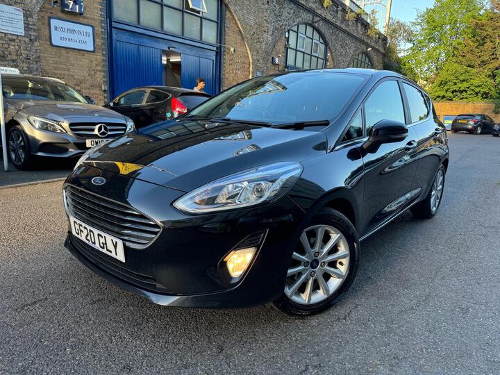 Ford Fiesta 1.0T EcoBoost Titanium Euro 6 (s/s) 5dr