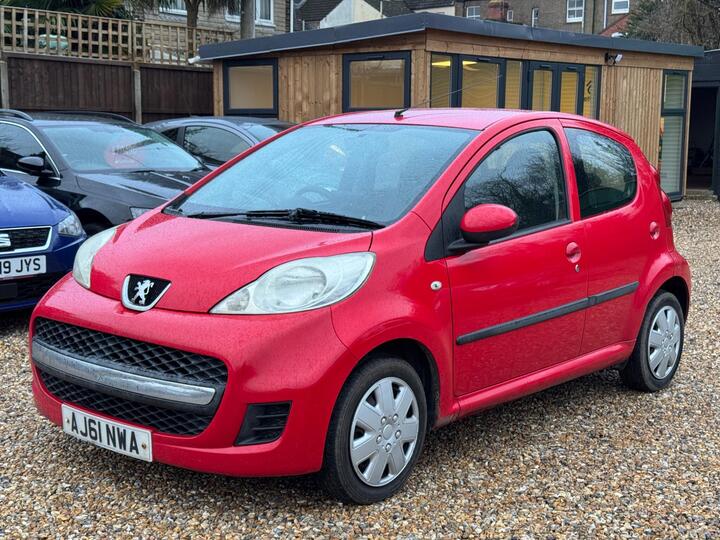 Peugeot 107 1.0 12V Urban Euro 5 5dr
