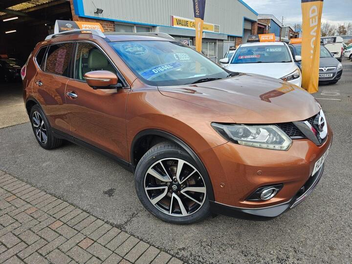Nissan X-TRAIL 1.6 DCi Tekna 4WD Euro 6 (s/s) 5dr Nissan X-TRAIL 1.6 DCi Tekna 4WD Euro 6 (s/s) 5dr