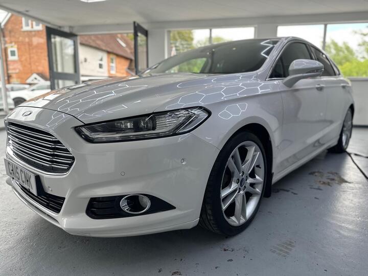 Ford Mondeo 2.0 TDCi Titanium Euro 6 (s/s) 5dr