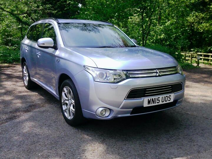 Mitsubishi Outlander 2.0h 12kWh GX4h CVT 4WD Euro 5 (s/s) 5dr