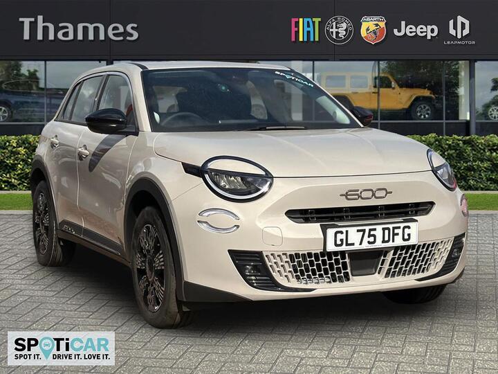 Fiat 600 1.2 MHEV E-DCT Euro 6 (s/s) 5dr
