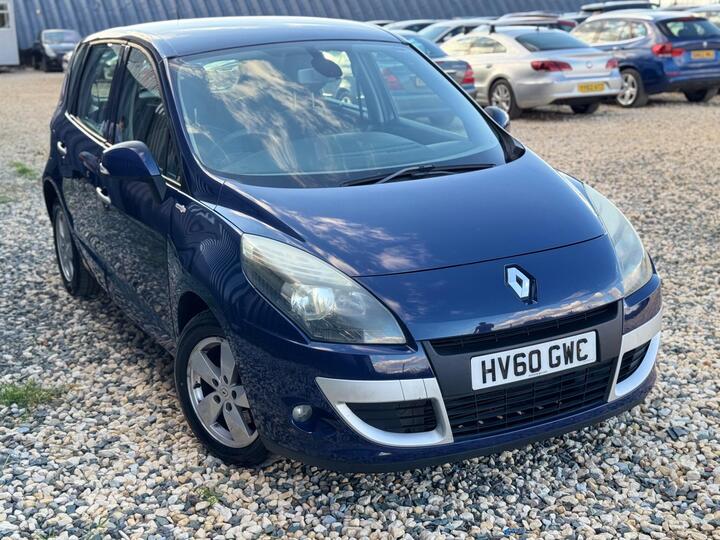 Renault Scenic 1.9 DCi Dynamique TomTom Euro 5 5dr