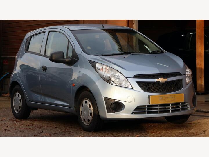 Chevrolet Spark 1.0i Euro 5 5dr Chevrolet Spark 1.0i Euro 5 5dr