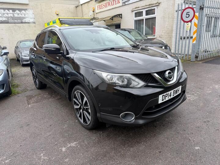 Nissan Qashqai 1.2 DIG-T Tekna 2WD Euro 5 (s/s) 5dr