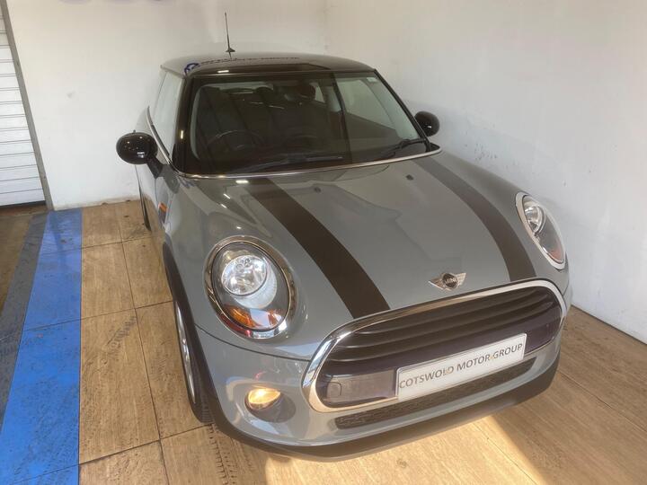 MINI Hatch 1.5 Cooper Auto Euro 6 (s/s) 3dr