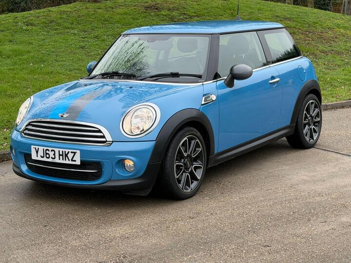 MINI Hatch 1.6 Cooper D Bayswater Euro 5 (s/s) 3dr