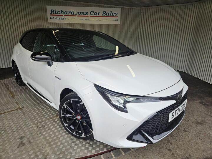 Toyota COROLLA 2.0 VVT-h GR SPORT CVT Euro 6 (s/s) 5dr Toyota COROLLA 2.0 VVT-h GR SPORT CVT Euro 6 (s/s) 5dr