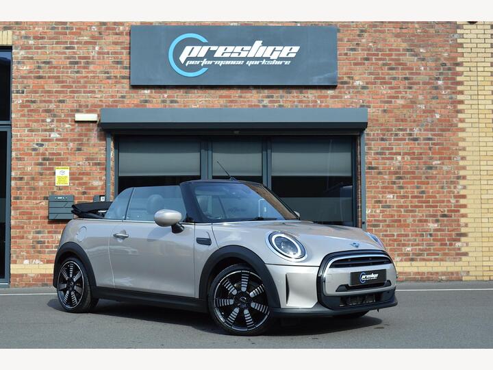 MINI Convertible 1.5 Cooper Exclusive Steptronic Euro 6 (s/s) 2dr