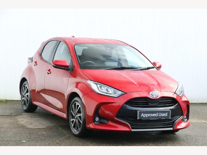 Toyota Yaris 1.5 VVT-h Design E-CVT Euro 6 (s/s) 5dr
