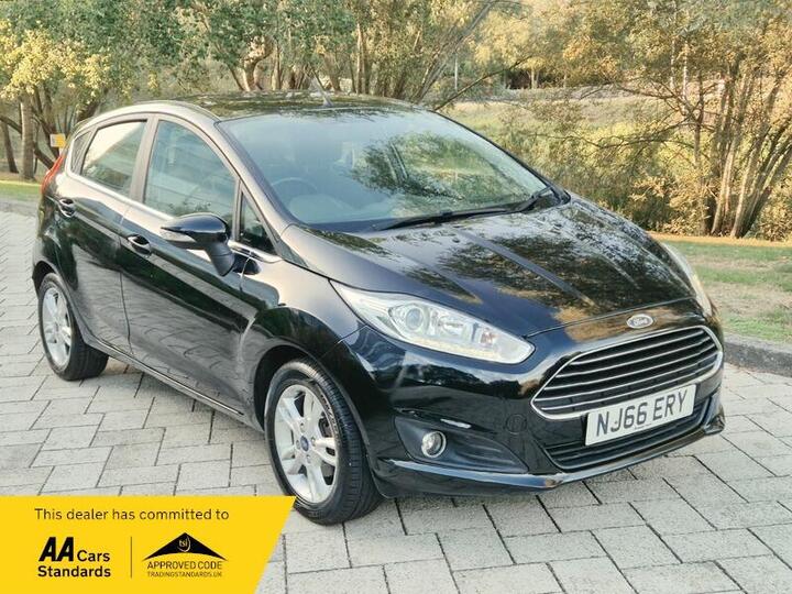 Ford Fiesta 1.25 Zetec Euro 6 5dr