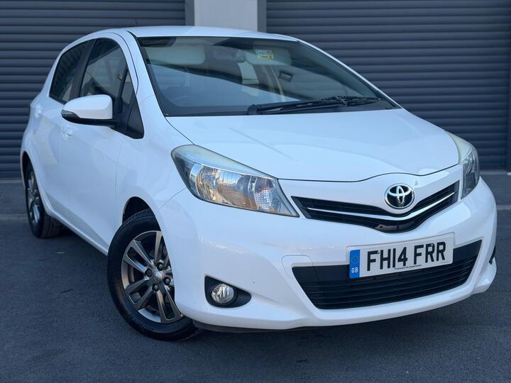 Toyota Yaris 1.33 Dual VVT-i Icon Plus Euro 5 5dr