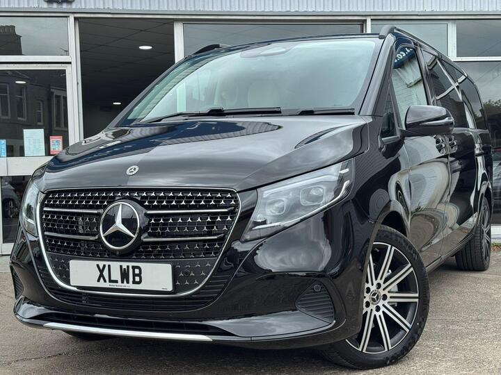 Mercedes-Benz V Class 2.0 V220d Premium G-Tronic+ Euro 6 (s/s) 5dr (8 Seat, Extra Long)