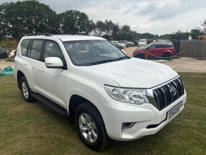 Toyota Land Cruiser 2.8D Active Auto 4WD Euro 6 (s/s) 5dr (7 Seat)