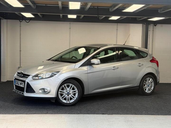 Ford Focus 1.6 Titanium Powershift Euro 5 5dr