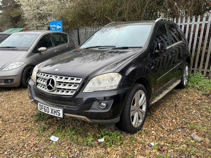 Mercedes-Benz M Class 3.0 ML350 CDI V6 BlueEfficiency Sport Tiptronic 4WD Euro 5 5dr