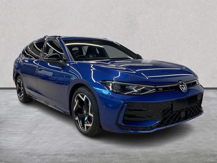 Volkswagen PASSAT 1.5 ETSI MHEV R-Line DSG Euro 6 (s/s) 5dr