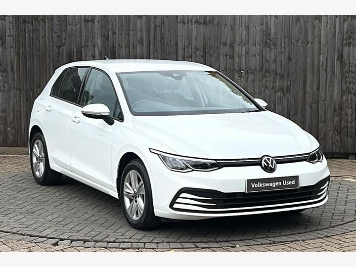 Volkswagen Golf 1.5 TSI Life Euro 6 (s/s) 5dr Volkswagen Golf 1.5 TSI Life Euro 6 (s/s) 5dr