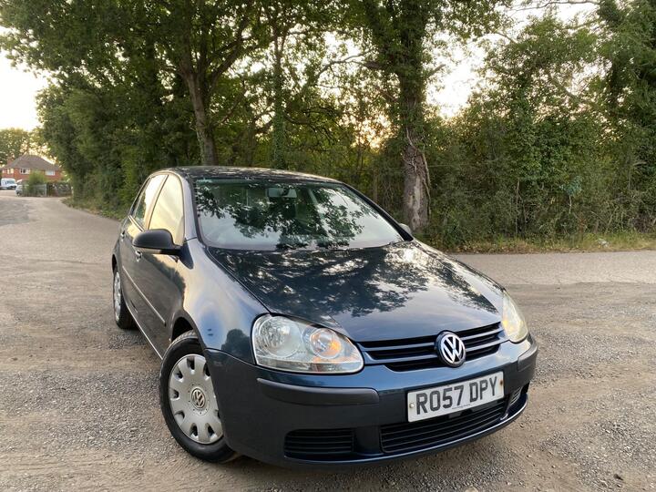 Volkswagen Golf 1.6 FSI S 5dr