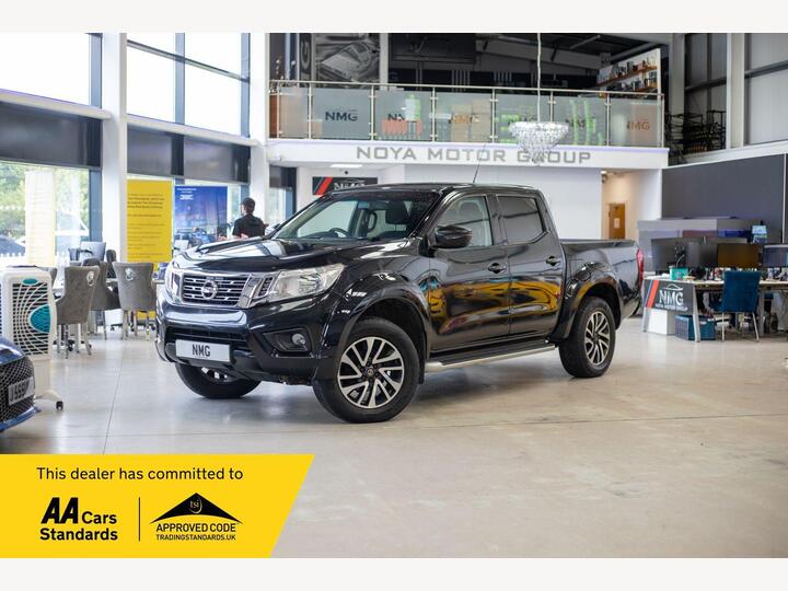 Nissan NAVARA 2.3 DCi N-Connecta 4WD Euro 6 (s/s) 4dr Nissan NAVARA 2.3 DCi N-Connecta 4WD Euro 6 (s/s) 4dr