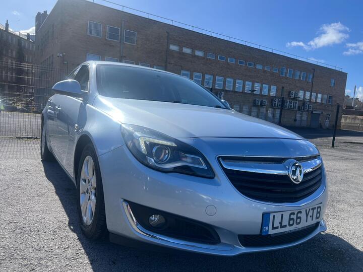 Vauxhall Insignia 2.0 CDTi SRi Nav Euro 6 (s/s) 5dr Vauxhall Insignia 2.0 CDTi SRi Nav Euro 6 (s/s) 5dr