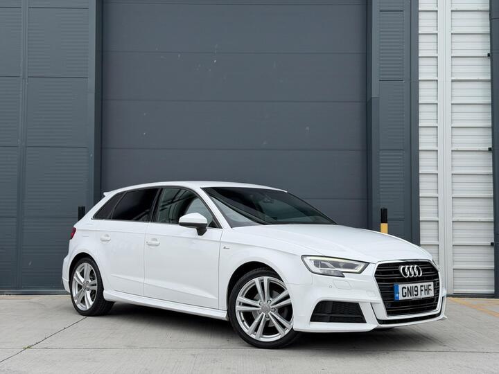 Audi A3 1.5 TFSI CoD 35 S Line Sportback Euro 6 (s/s) 5dr
