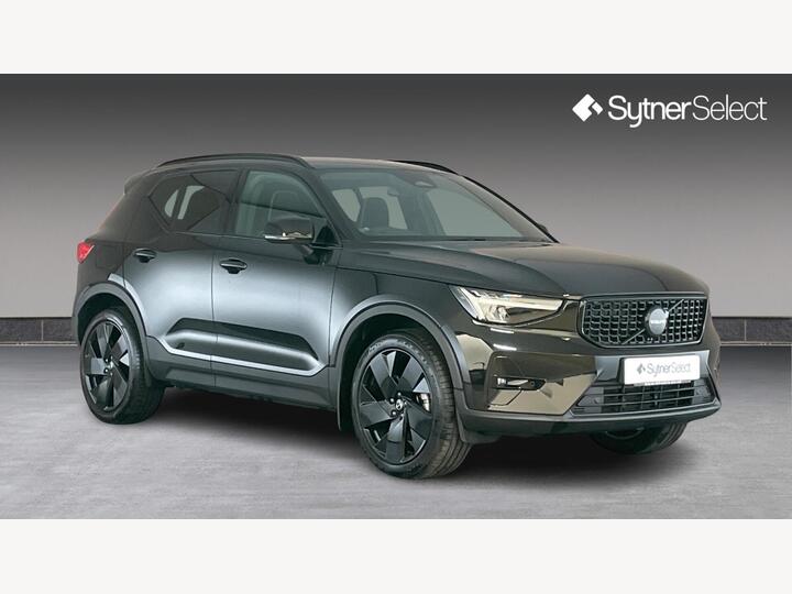 Volvo XC40 2.0 B3 MHEV Plus Black Edition DCT Auto Euro 6 (s/s) 5dr