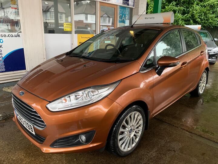 Ford Fiesta 1.0T EcoBoost Titanium Euro 5 (s/s) 5dr