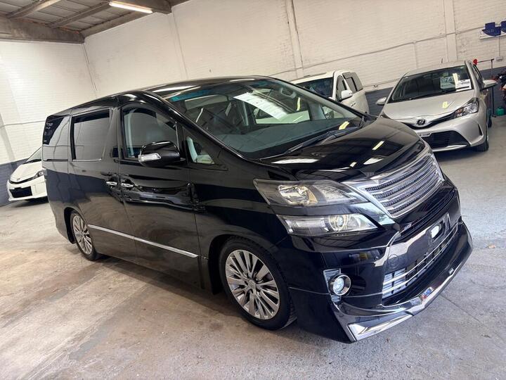Toyota Vellfire 2.4 Goldeneyes Edition -Cruise Control-Modelista Body Kit-Half Leather-Power Doors-NOW IN STOCK