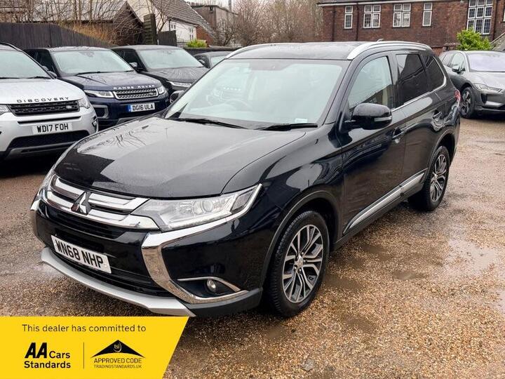 Mitsubishi Outlander 2.2 DI-D Juro 4WD Euro 6 (s/s) 5dr
