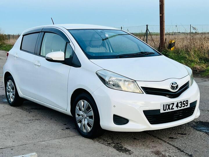 Toyota Yaris 1.33 Dual VVT-i TR Multidrive S Euro 5 5dr