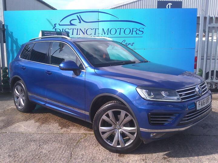 Volkswagen TOUAREG 3.0 TDI V6 BlueMotion Tech R-Line Tiptronic 4WD Euro 6 (s/s) 5dr