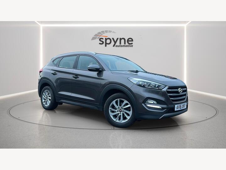 Hyundai TUCSON 1.7 CRDi Blue Drive SE Nav Euro 6 (s/s) 5dr Hyundai TUCSON 1.7 CRDi Blue Drive SE Nav Euro 6 (s/s) 5dr