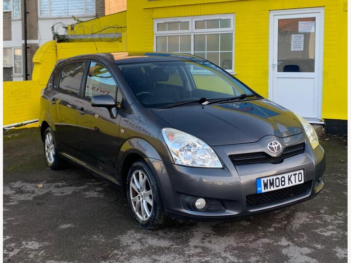 Toyota Corolla Verso 1.8 VVT-i SR 5dr