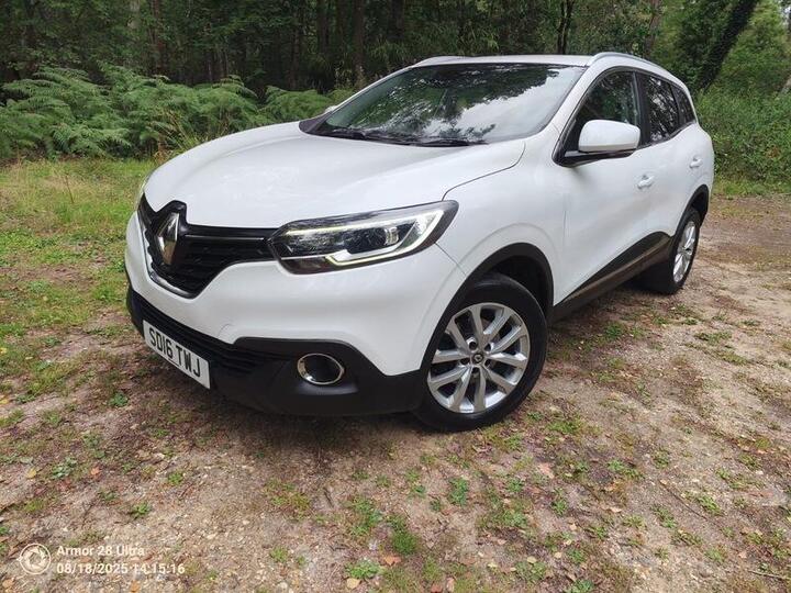 Renault Kadjar 1.2 TCe Dynamique Nav Euro 6 (s/s) 5dr Renault Kadjar 1.2 TCe Dynamique Nav Euro 6 (s/s) 5dr