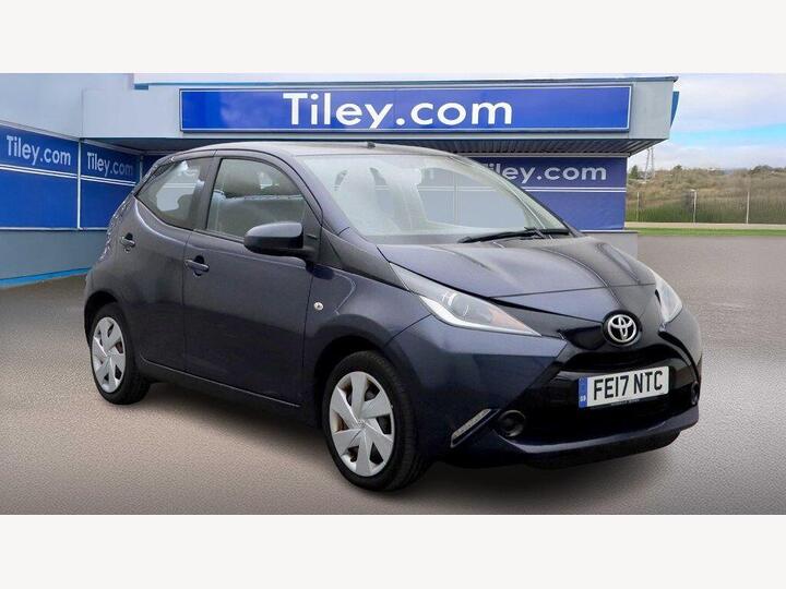 Toyota AYGO 1.0 VVT-i X-play Euro 6 5dr