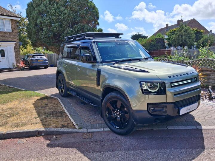 Land Rover Defender 110 2.0 SD4 First Edition Auto 4WD Euro 6 (s/s) 5dr