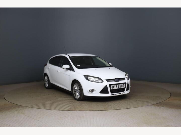 Ford FOCUS 1.6 TDCi Zetec Navigator Euro 5 (s/s) 5dr