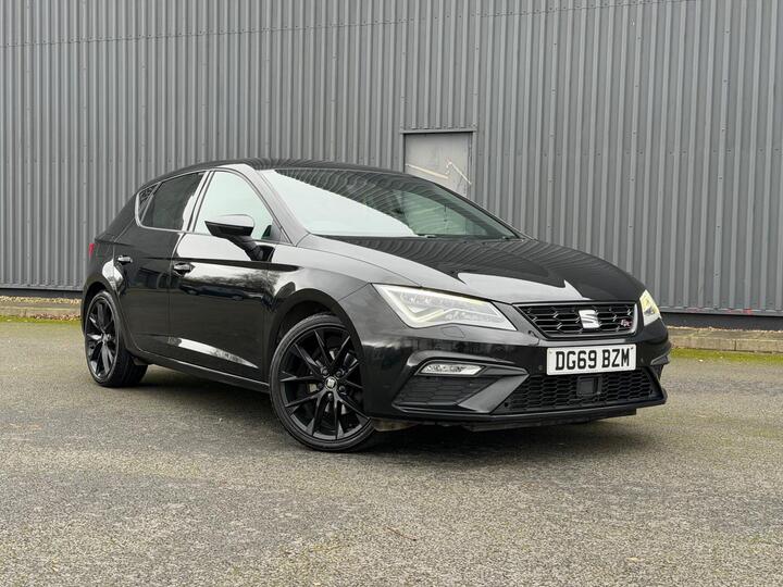 SEAT Leon 1.5 TSI EVO FR Black Edition Euro 6 (s/s) 5dr