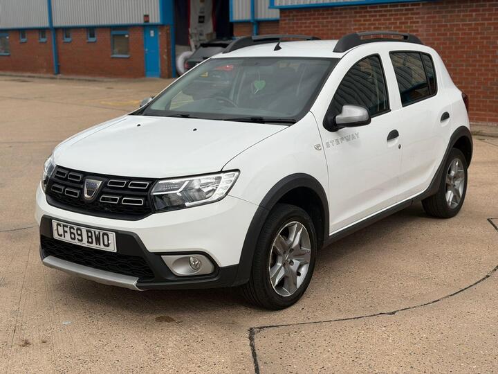 Dacia Sandero Stepway 0.9 TCe Comfort Euro 6 (s/s) 5dr