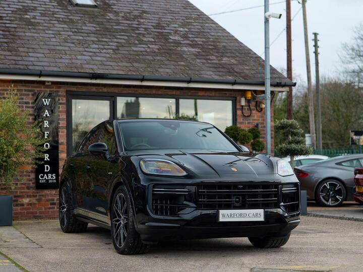 Porsche Cayenne 4.0 V8 E-Hybrid 25.9kWh Turbo TiptronicS 4WD Euro 6 (s/s) 5dr