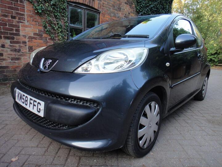 Peugeot 107 1.0 12V Urban Move Euro 4 3dr