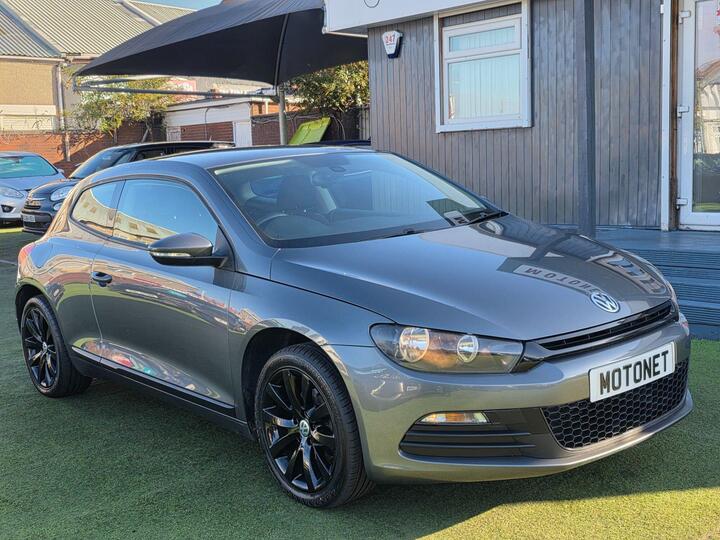Volkswagen SCIROCCO 2.0 TDI BlueMotion Tech Euro 5 (s/s) 3dr (Nav)