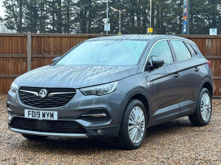 Vauxhall GRANDLAND X 1.5 Turbo D BlueInjection Tech Line Nav Euro 6 (s/s) 5dr Vauxhall GRANDLAND X 1.5 Turbo D BlueInjection Tech Line Nav Euro 6 (s/s) 5dr