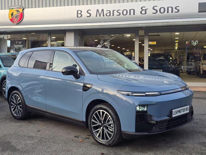 Leapmotor B10 67.1kWh Auto 5dr
