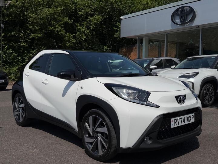 Toyota Aygo X 1.0 VVT-i Edge X-shift Euro 6 (s/s) 5dr Toyota Aygo X 1.0 VVT-i Edge X-shift Euro 6 (s/s) 5dr