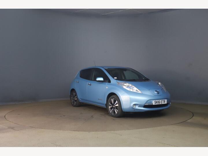 Nissan Leaf 30kWh Tekna Auto 5dr Nissan Leaf 30kWh Tekna Auto 5dr