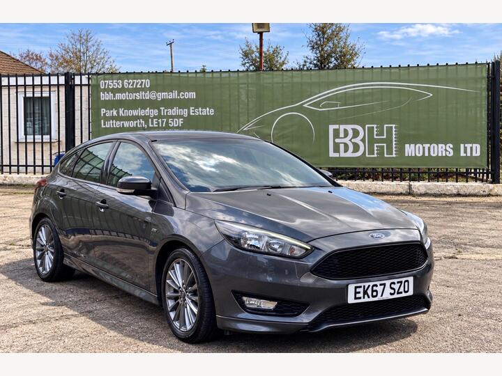 Ford FOCUS 1.0T EcoBoost ST-Line Euro 6 (s/s) 5dr