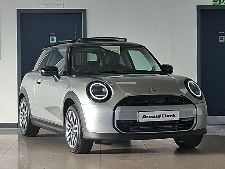 MINI Cooper 1.5C Classic Steptronic Euro 6 (s/s) 3dr